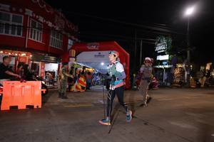 BIB: 333
                            <button type="button" onclick="openModal(26222991)" class="btn btn-primary btn-sm float-right btn-popup" data-toggle="modal" data-target=".modal-high-quality">
                        <i class="fas fa-shopping-cart"></i> Add to Cart
                    </button>
                                            <button type="button" onclick="isThisMe(26222991, true)" class="btn btn-success btn-sm float-right btn-popup btn-isme hidden" data-toggle="tooltip" data-placement="bottom" title="นี่คือรูปของคุณใช่ไหม คลิกที่นี่เพื่อเอาเข้าอัลบั้ม">
                        <i class="fas fa-plus"></i> Add to album
                    </button>
                    <button type="button" onclick="isThisMe(26222991, false)" class="btn btn-warning btn-sm float-right btn-popup btn-isnotme hidden">
                        <i class="fas fa-ban"></i> Remove from album
                    </button>